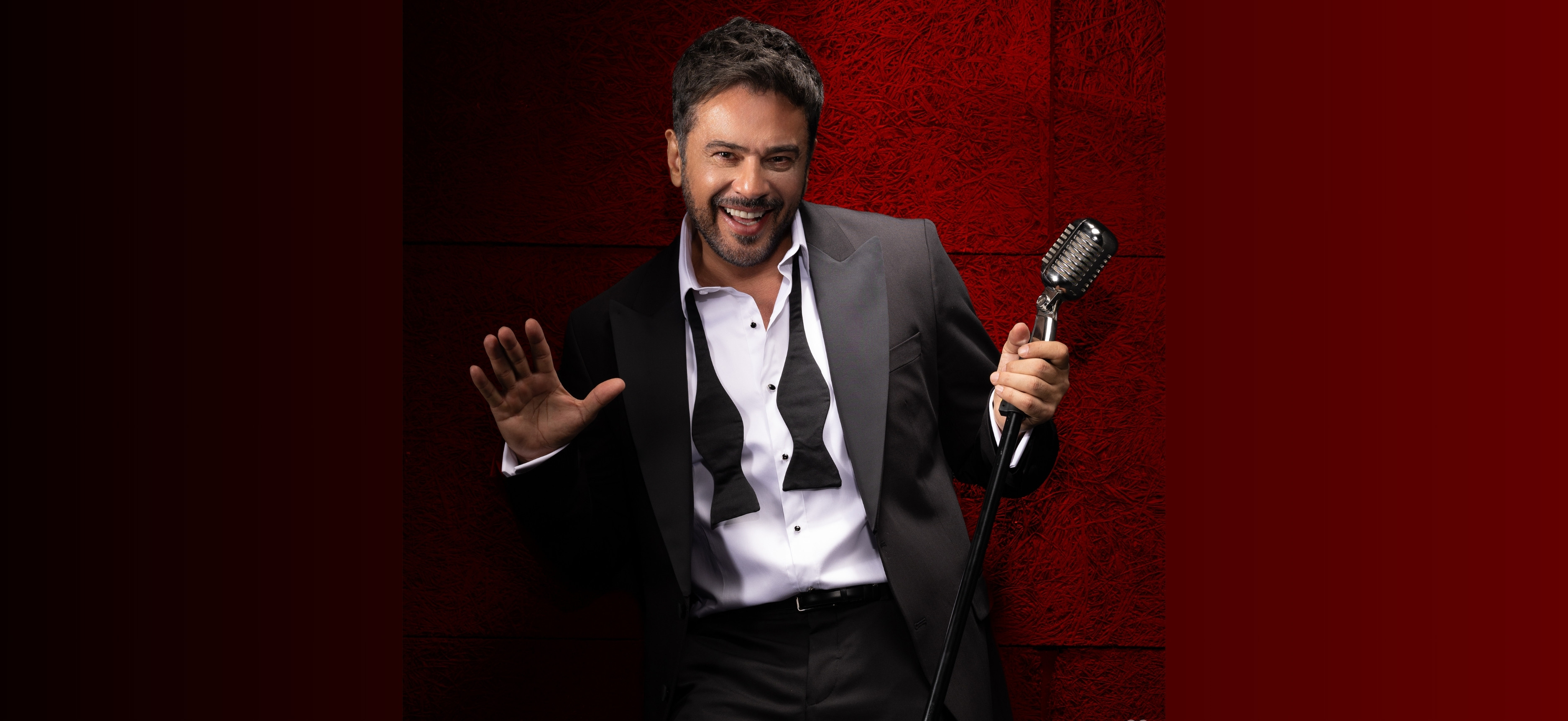 Emre Altuğ - ''Efsane'' Albüm Yayında!