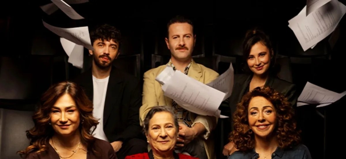 Bir Aile Provası – Yaşayın Gitsin