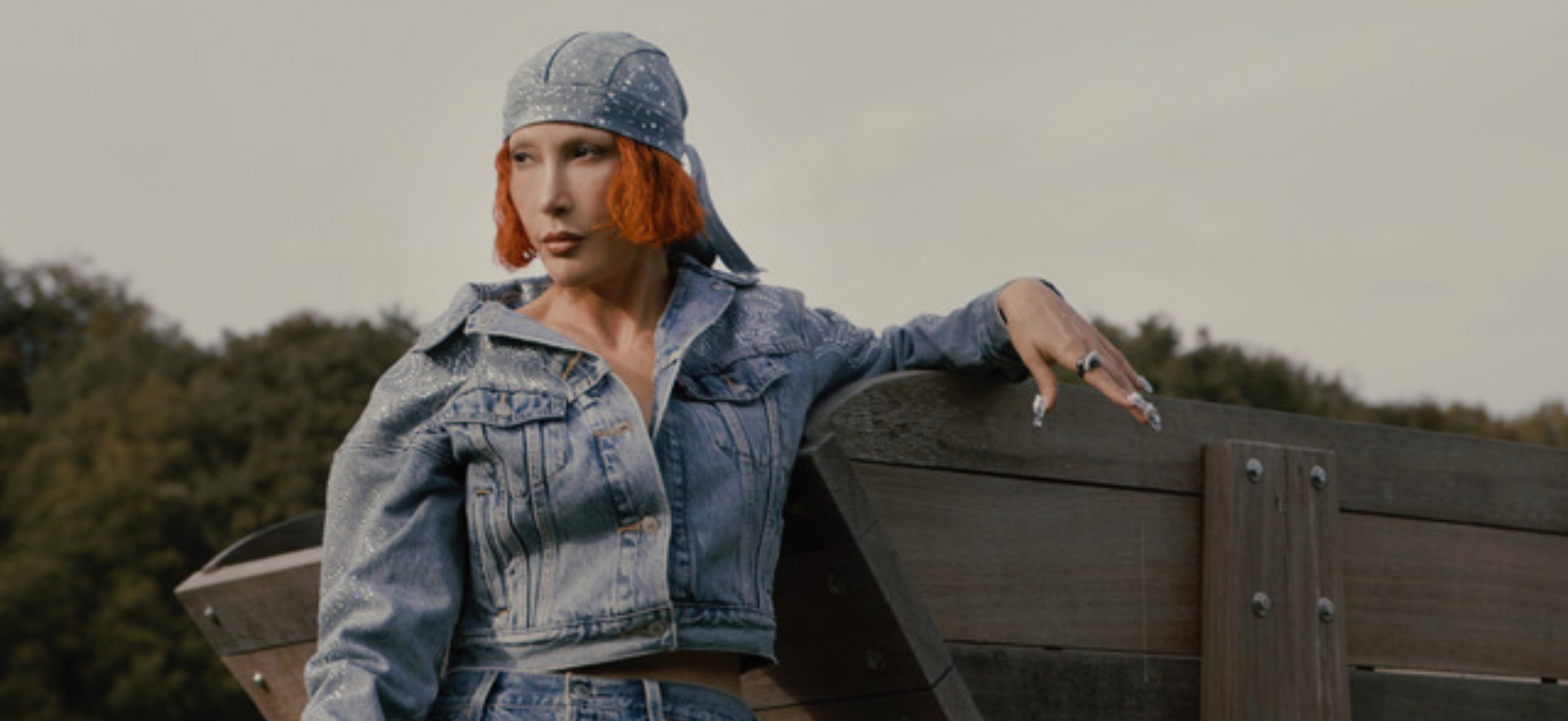 Hande Yener - Bana Ne