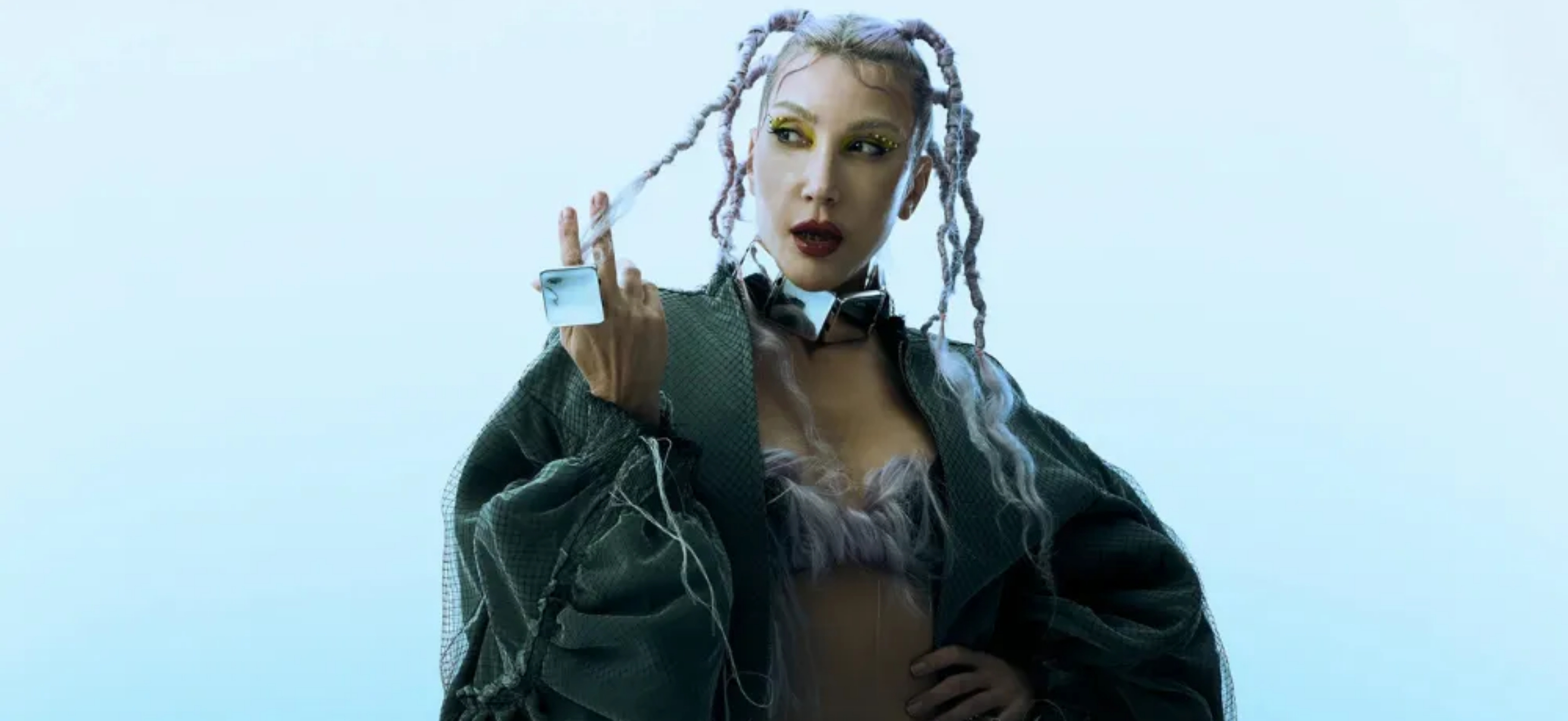 Hande Bizi Sezen'e Götür – Hande Yener