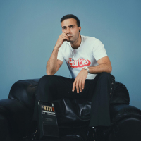 MERT DEMİR - BENİ BAŞKASIYLA BİR TUTAMAZSIN